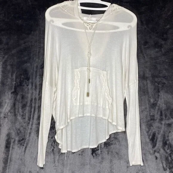 Kaitlyn Pullover Hoody - Picture 2 of 8